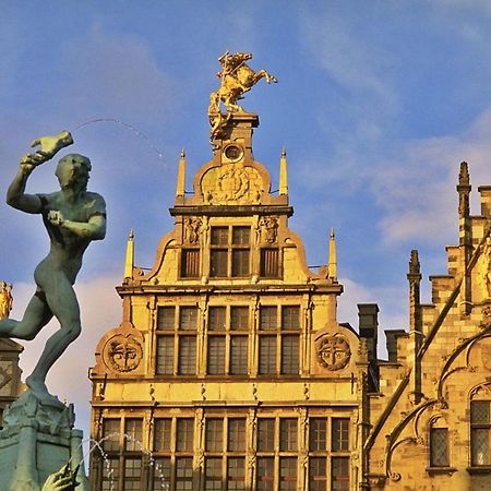 Sleep Inn - Black And Gold Loft Antwerp Cityview Exterior foto